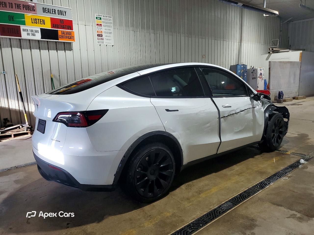 Tesla Model Y 2023