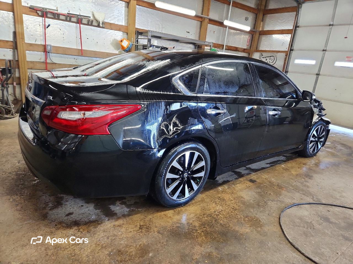 Nissan Altima 2018