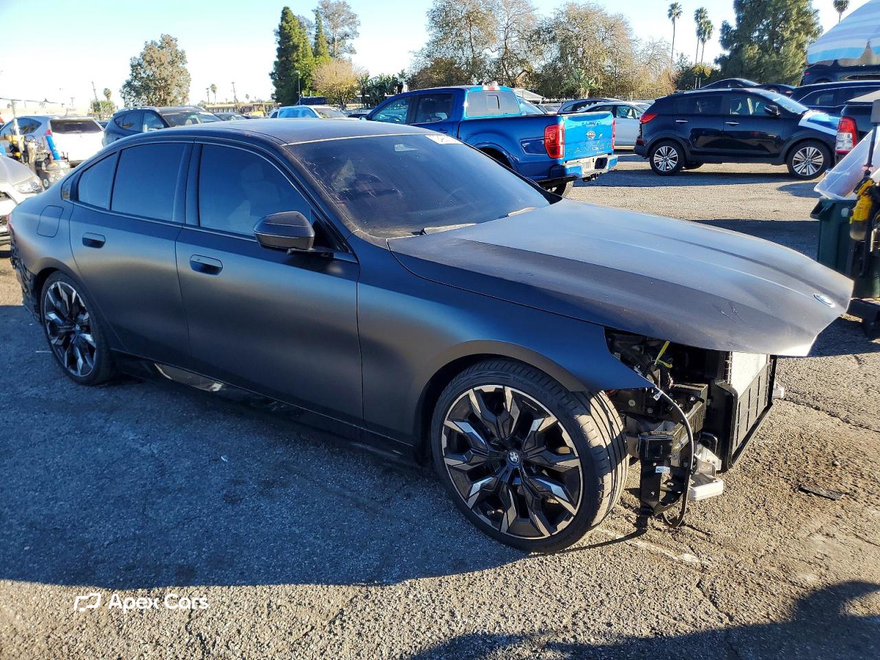 BMW i5 2025