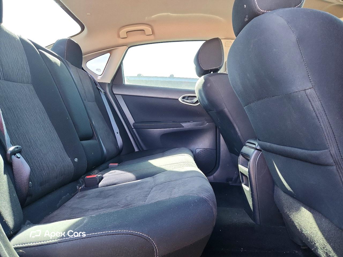 Nissan Sentra 2015