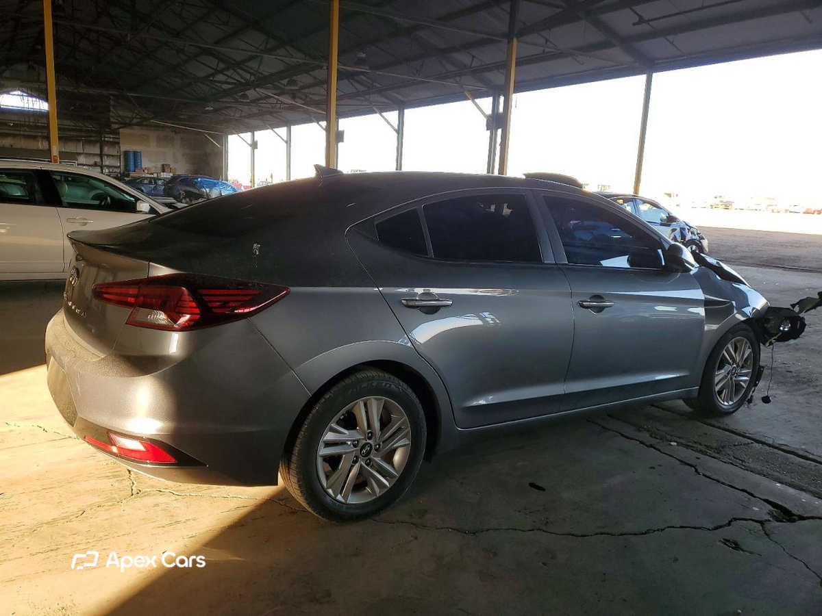 Hyundai Elantra 2019