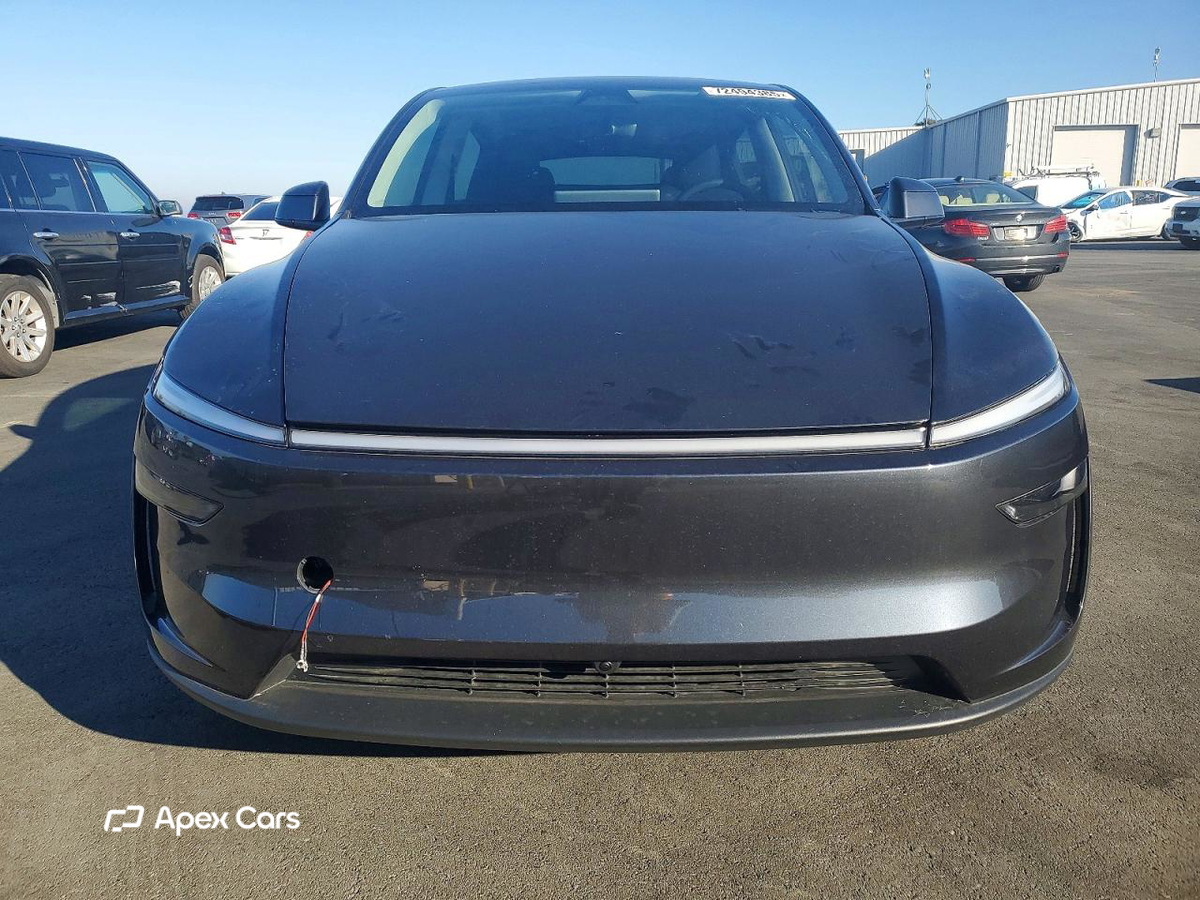 Tesla Model Y 2026