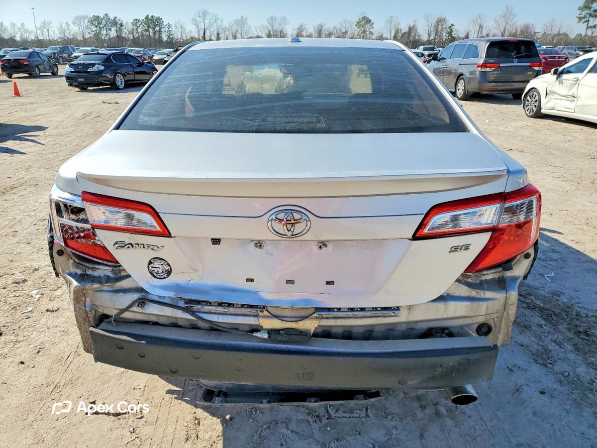 Toyota Camry 2012