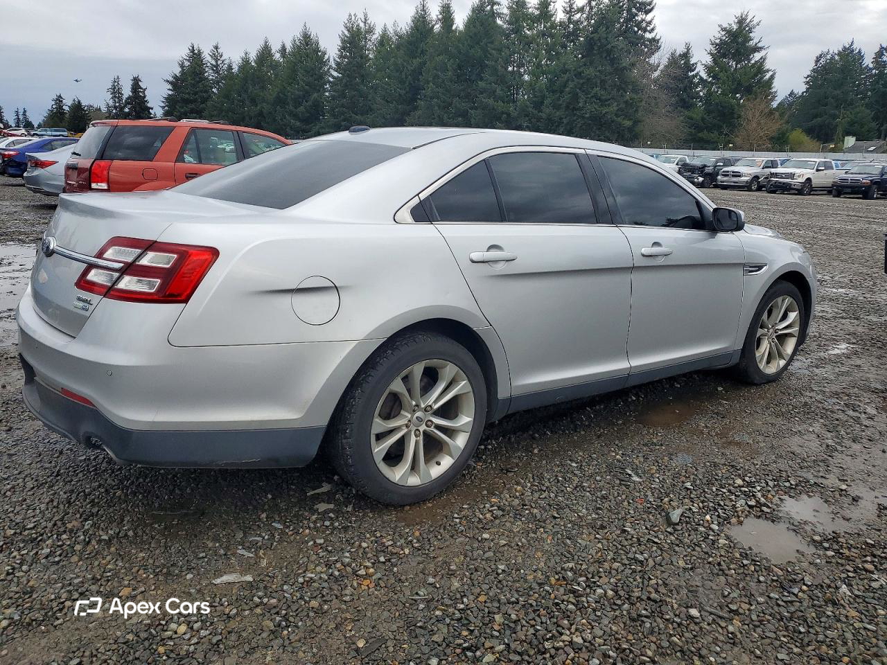 Ford Taurus 2013