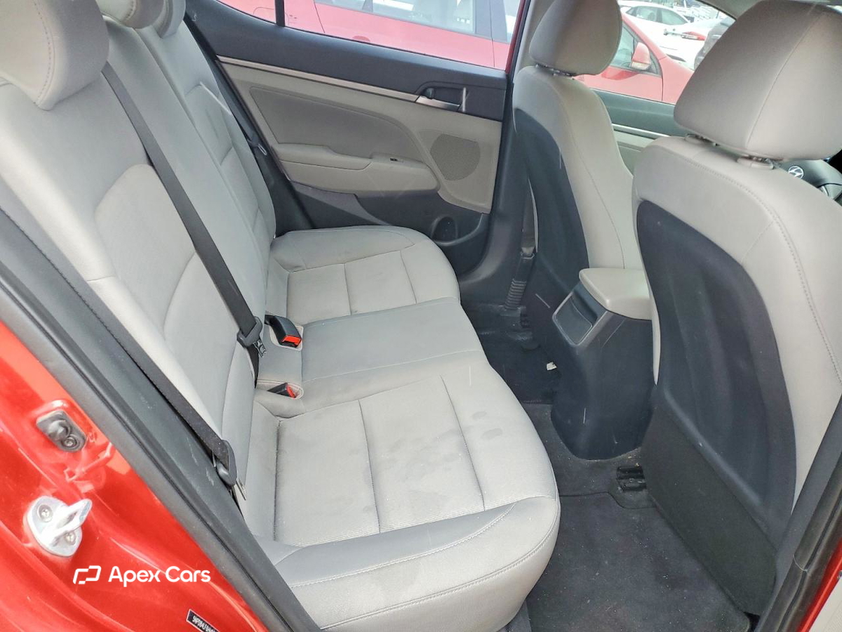 Hyundai Elantra 2017