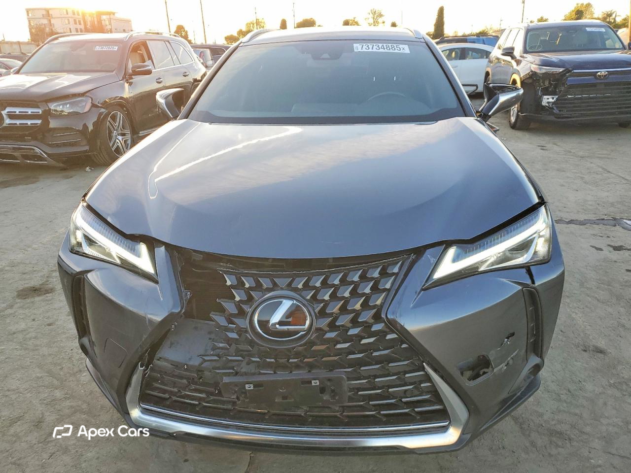 Lexus UX 2022