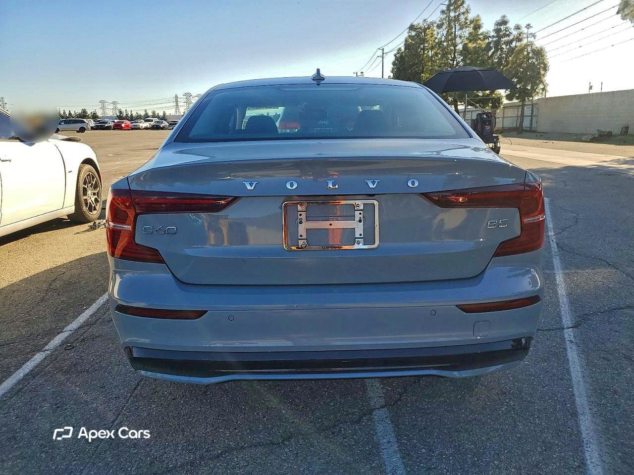 Volvo S60 2025