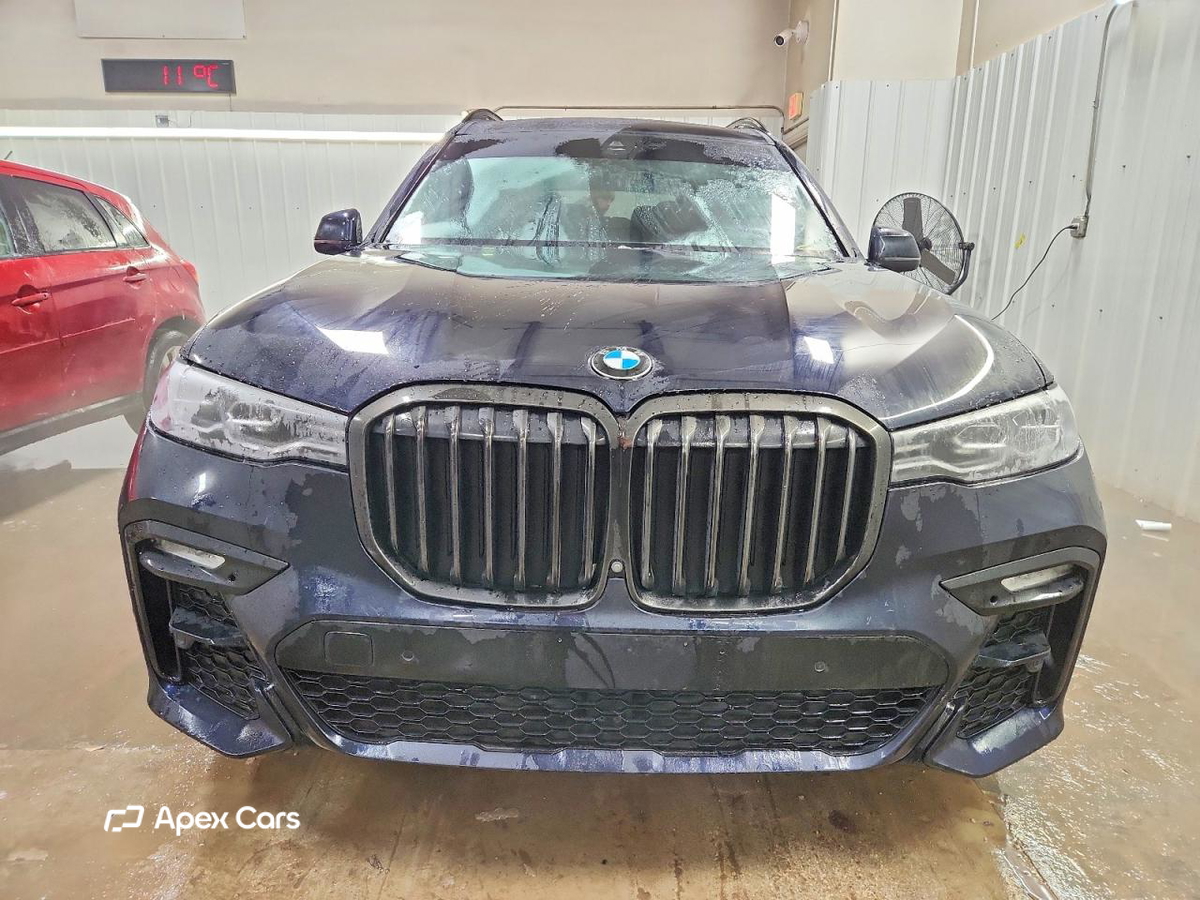 BMW X7 2022