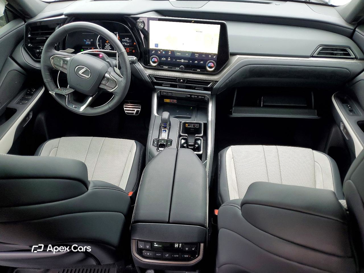 Lexus TX 2026