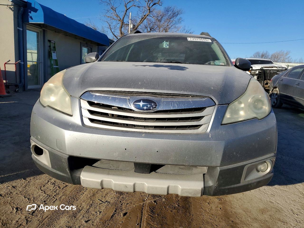 Subaru Outback 2011