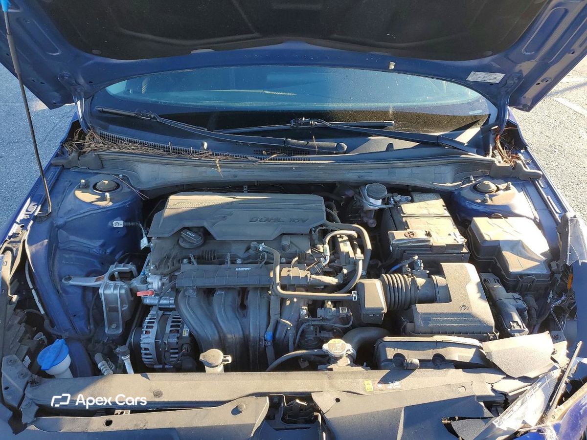 Hyundai Elantra 2021