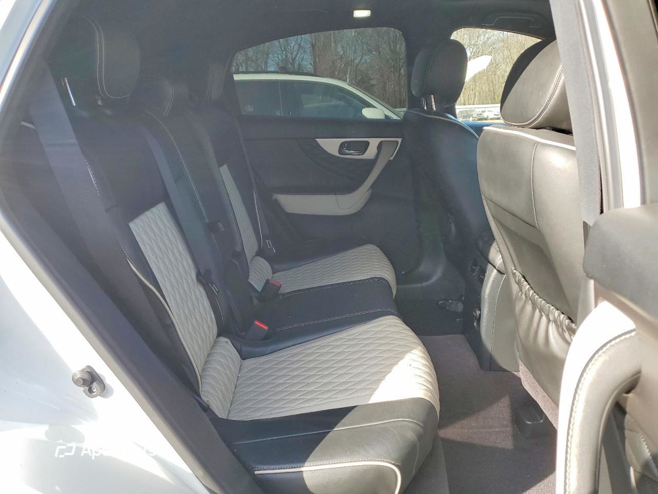 Infiniti QX70 2017