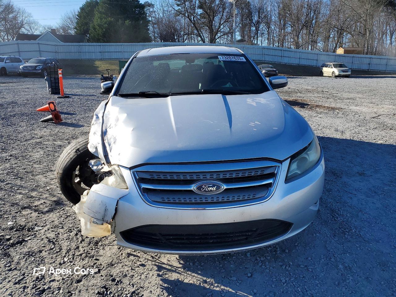 Ford Taurus 2016