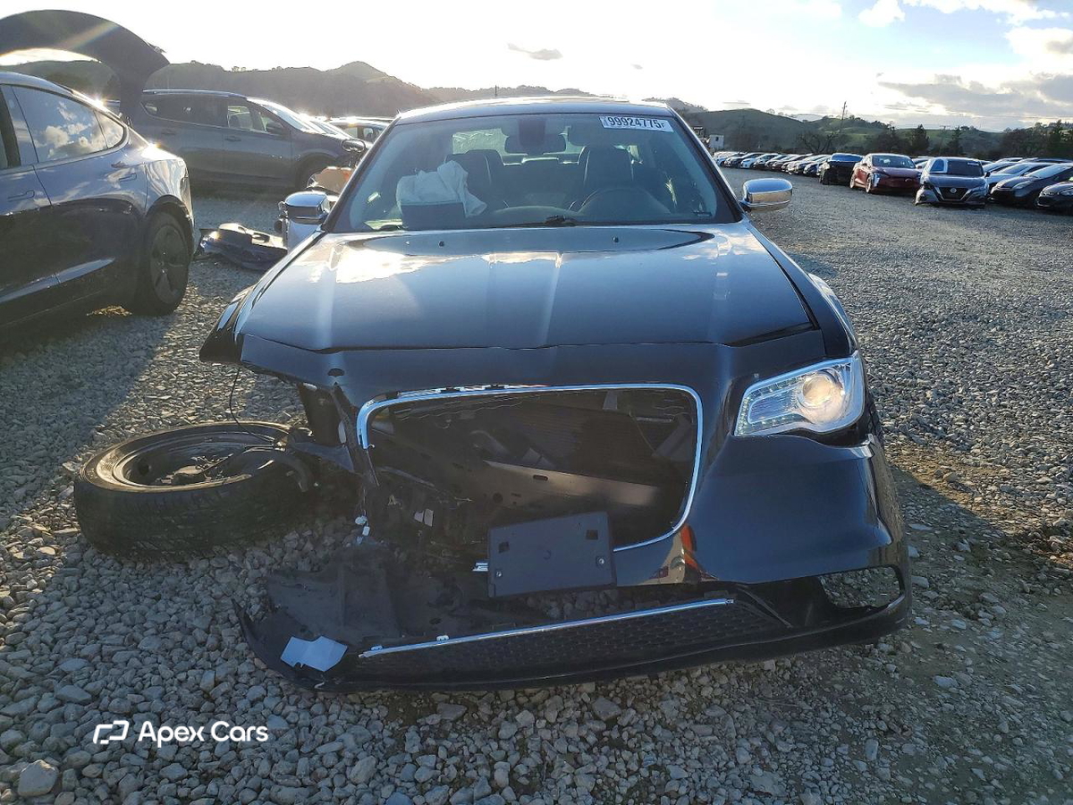 Chrysler 300C 2017