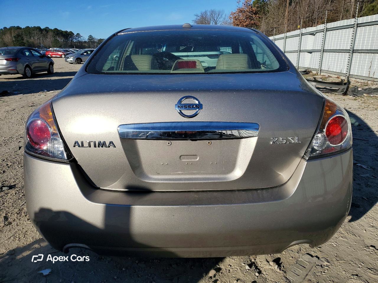 Nissan Altima 2011