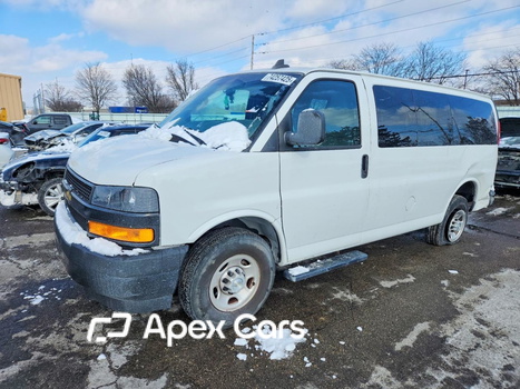 Chevrolet Express 2021 - Image 1 of 13