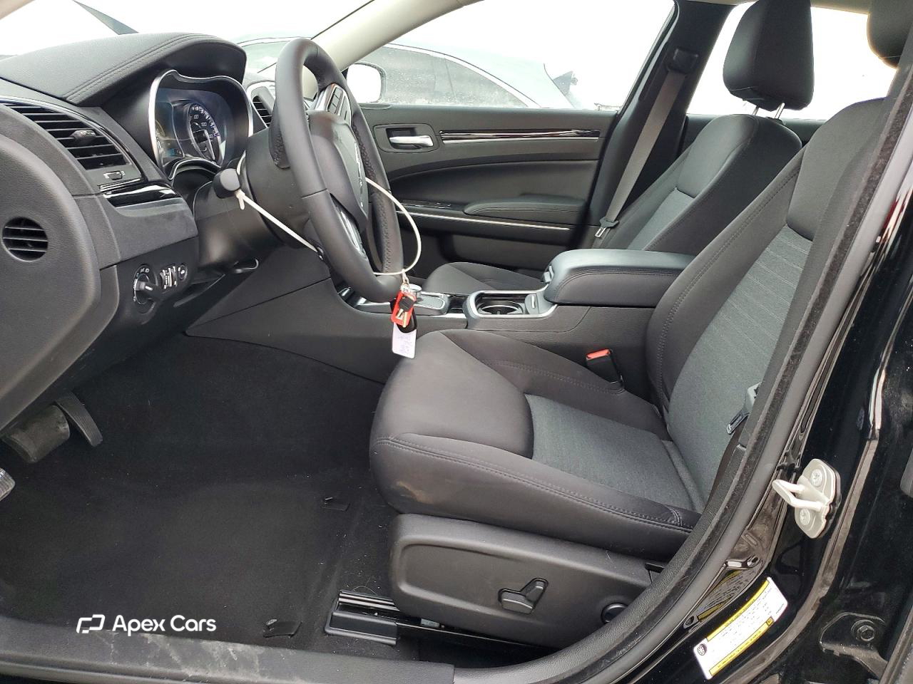 Chrysler 300 2023