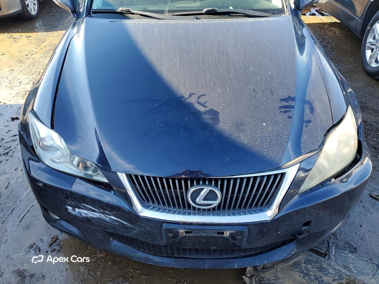 Lexus IS 2010