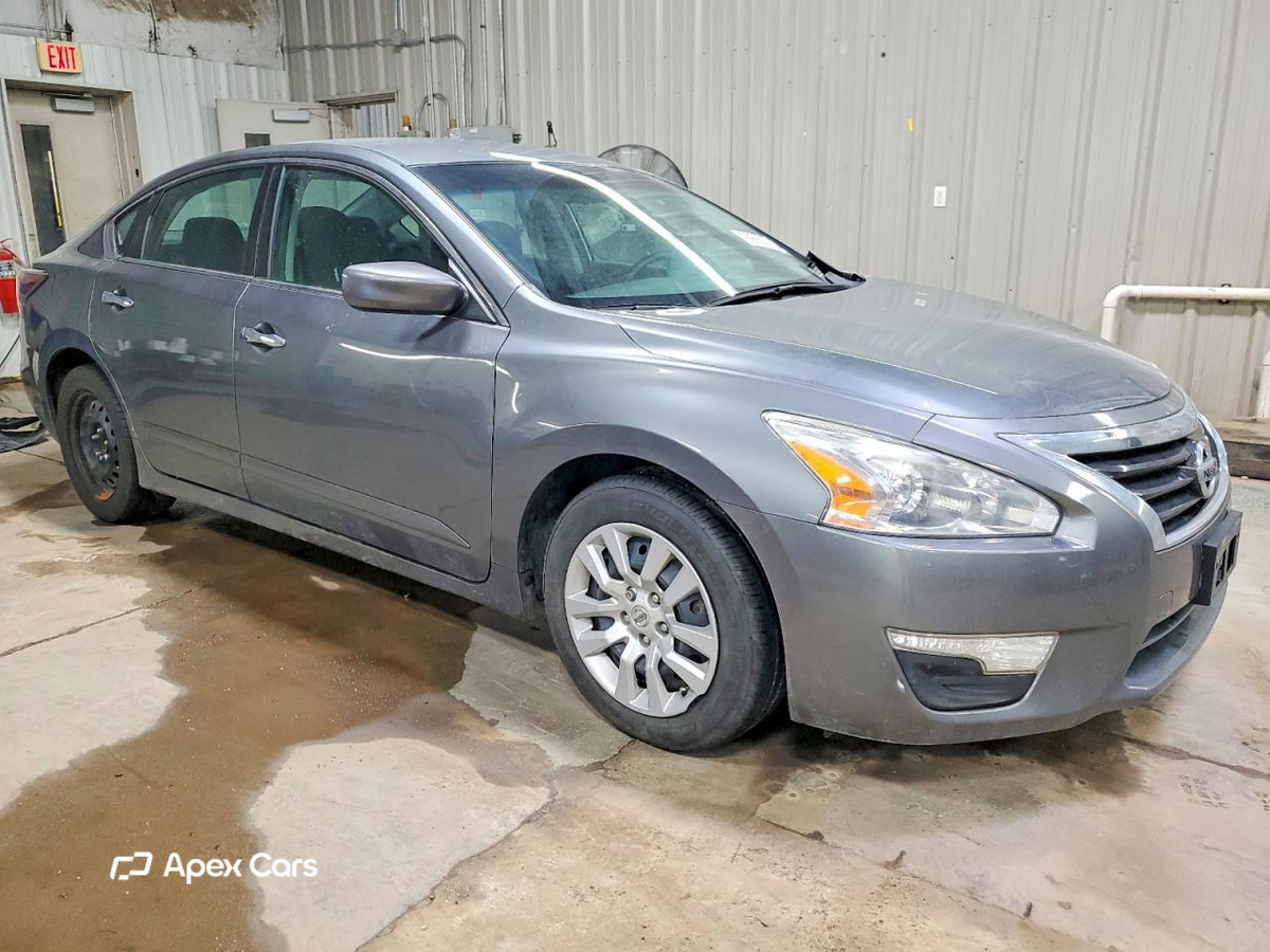 Nissan Altima 2015