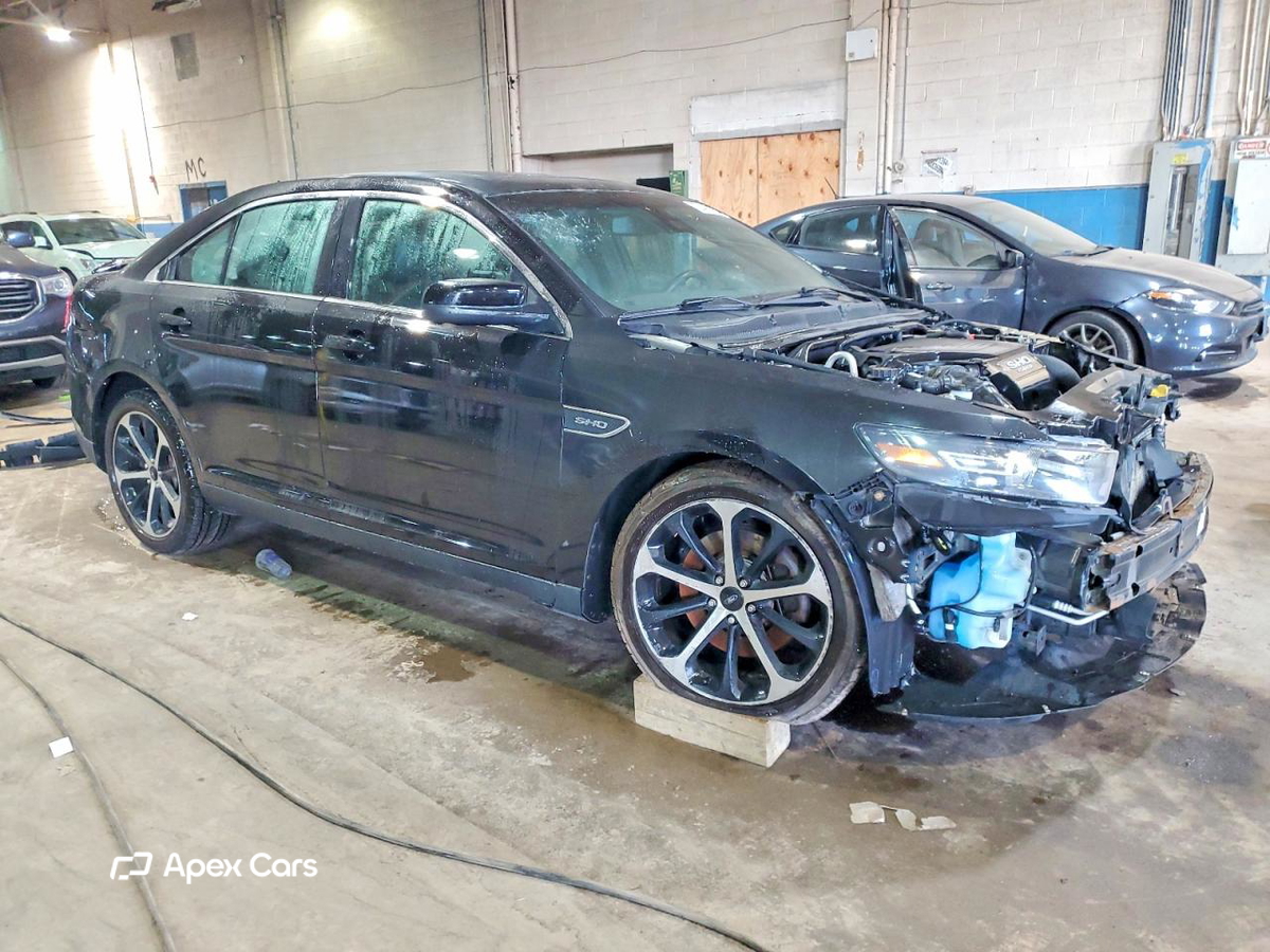 Ford Taurus 2015