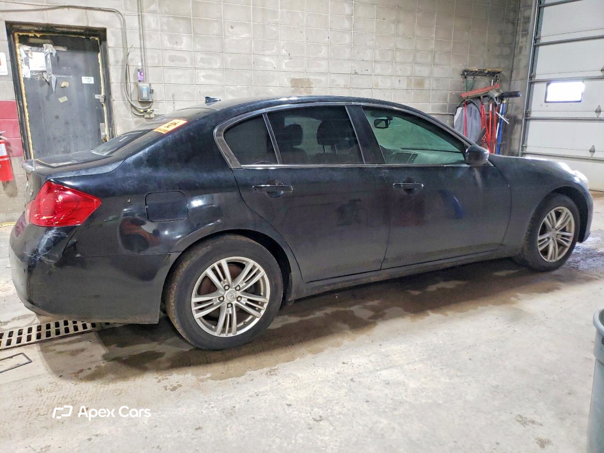 Infiniti G 2013