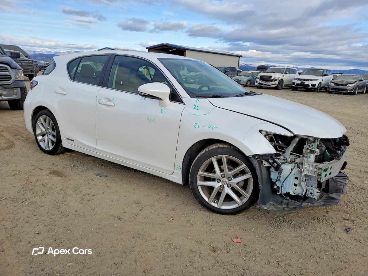 Lexus CT 2015