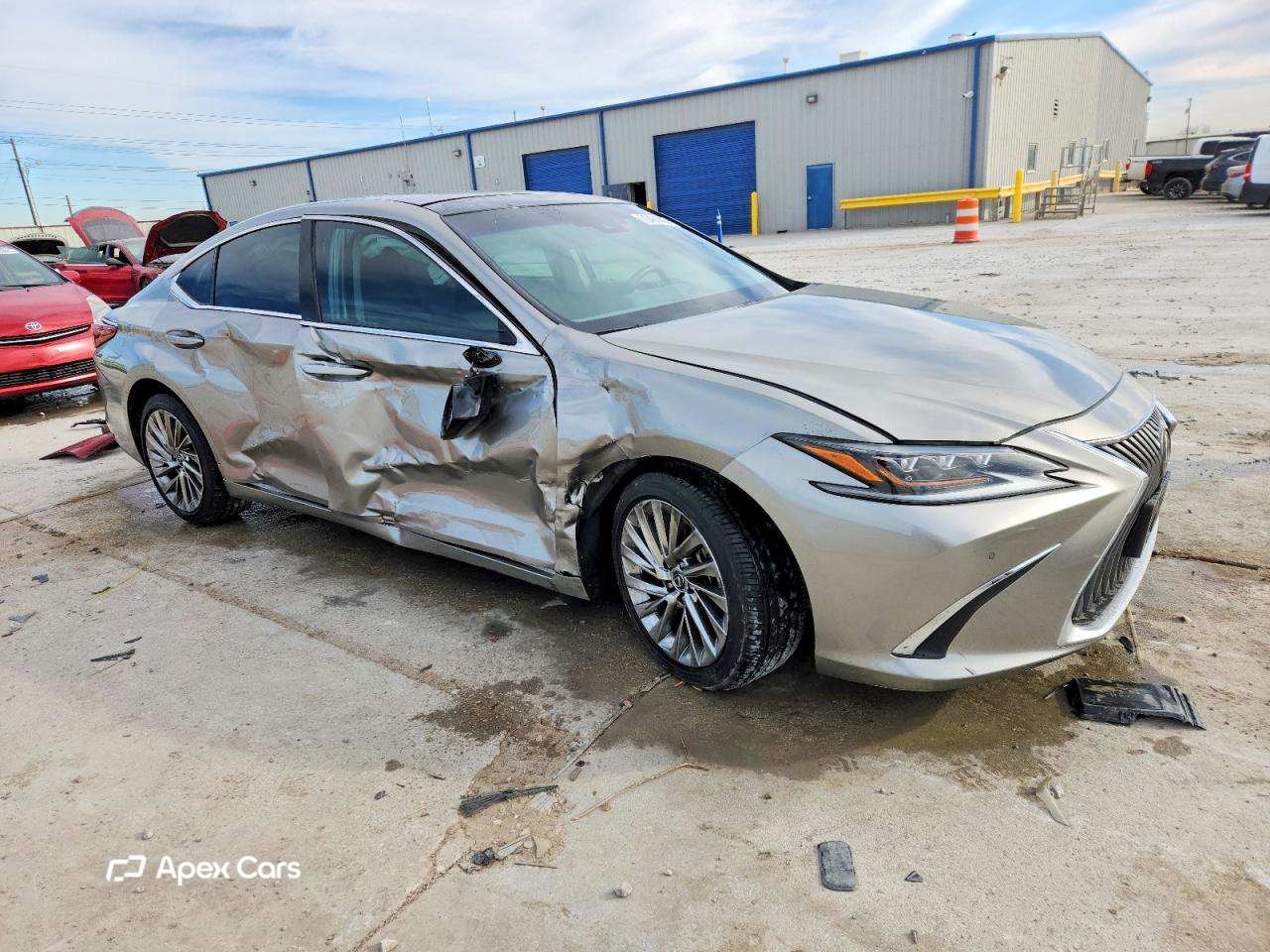 Lexus ES 2021