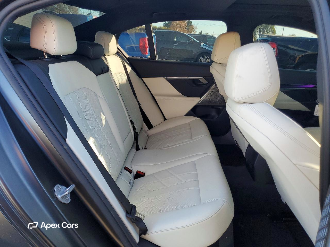 BMW i5 2025