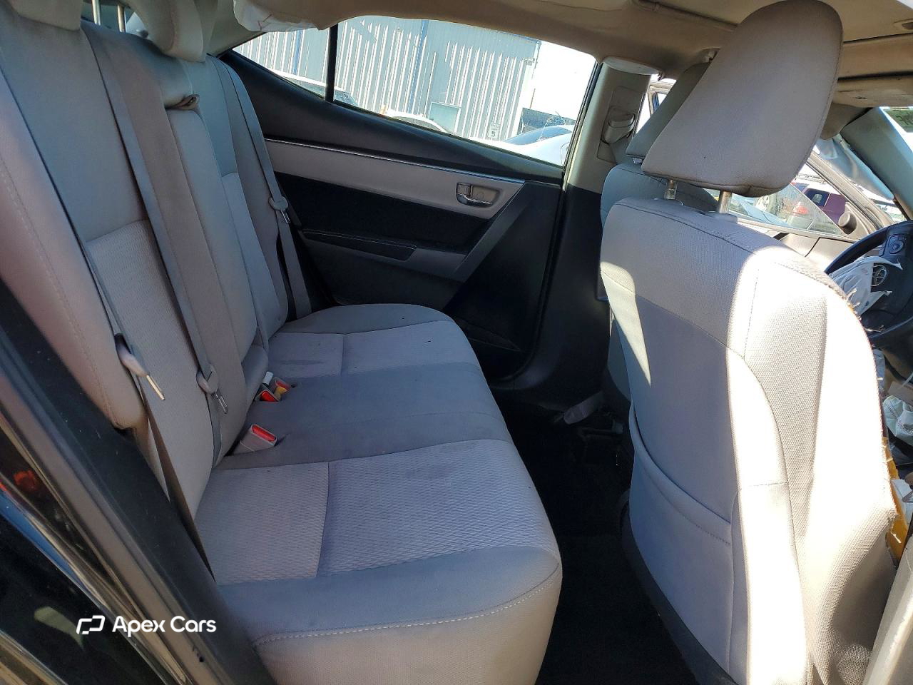 Toyota Corolla 2015