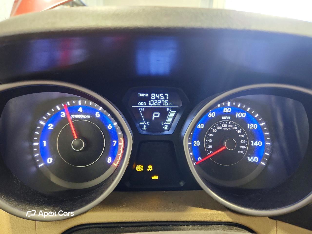 Hyundai Elantra 2012