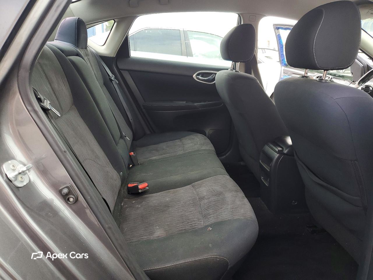 Nissan Sentra 2015
