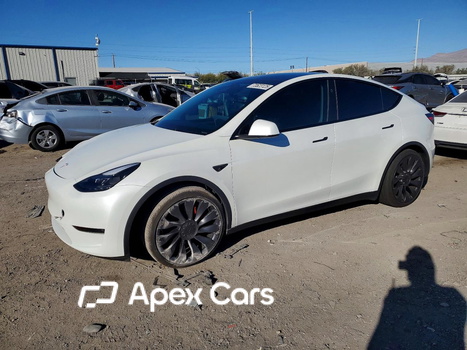 Tesla Model Y 2025 - Image 1 of 13