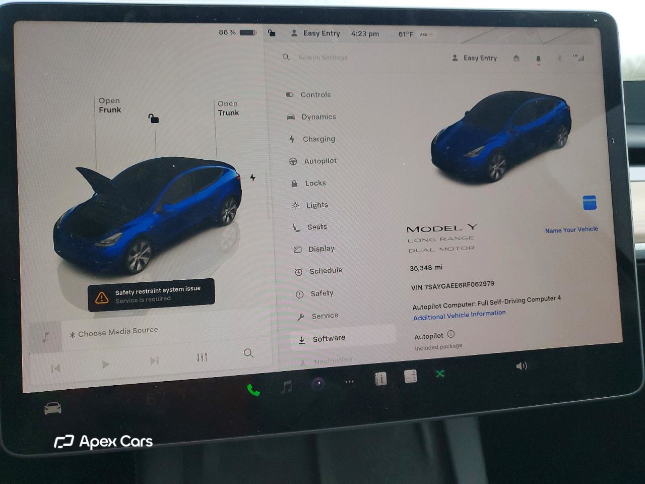 Tesla Model Y 2024