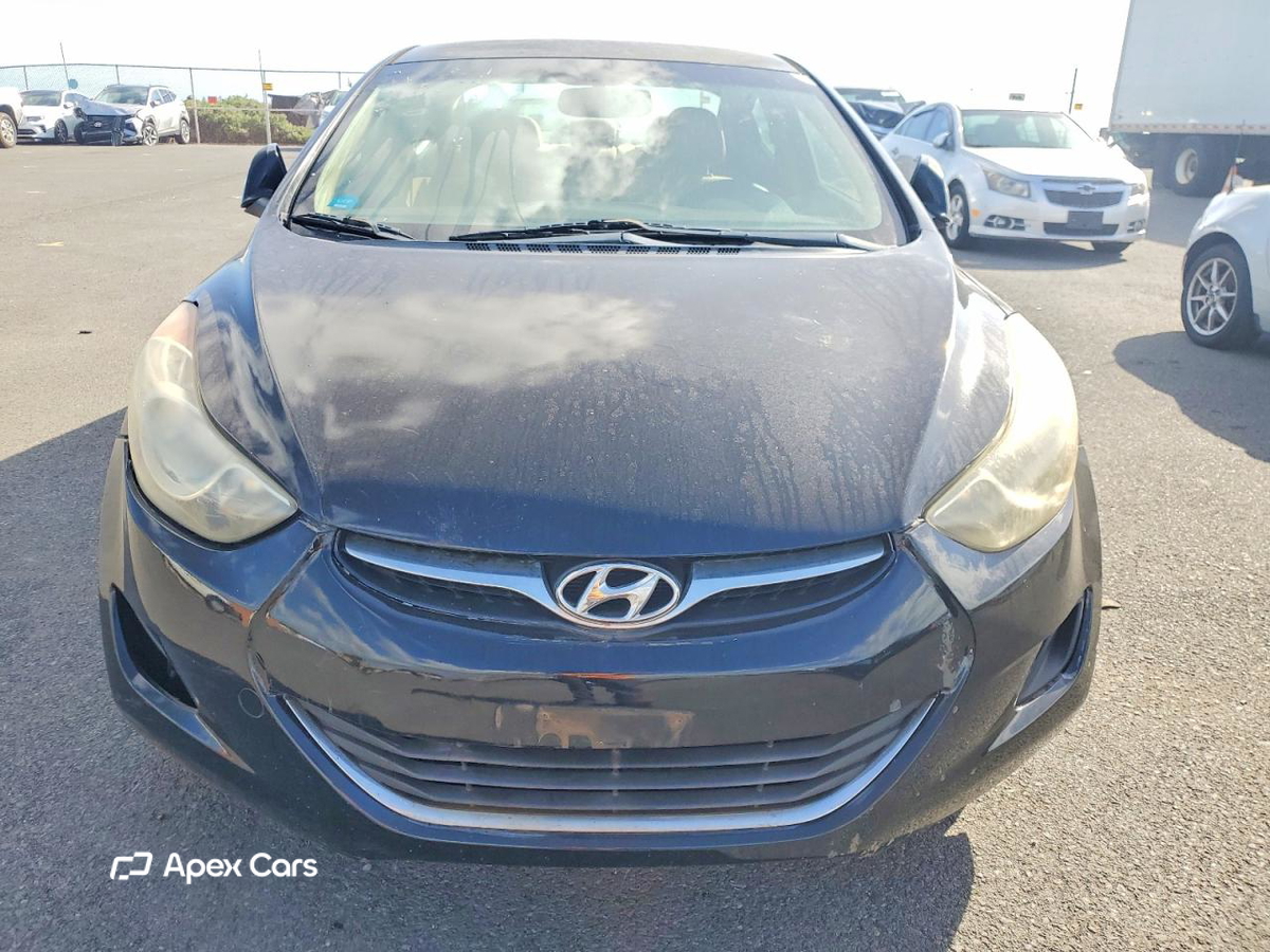 Hyundai Elantra 2013