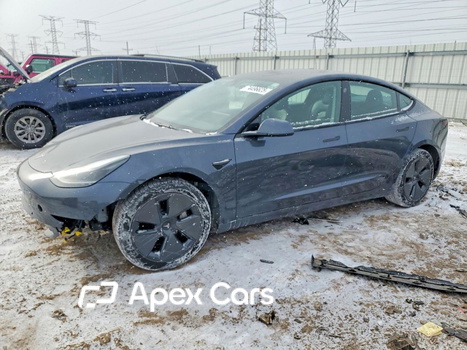 Tesla Model 3 2022 - Image 1 of 14