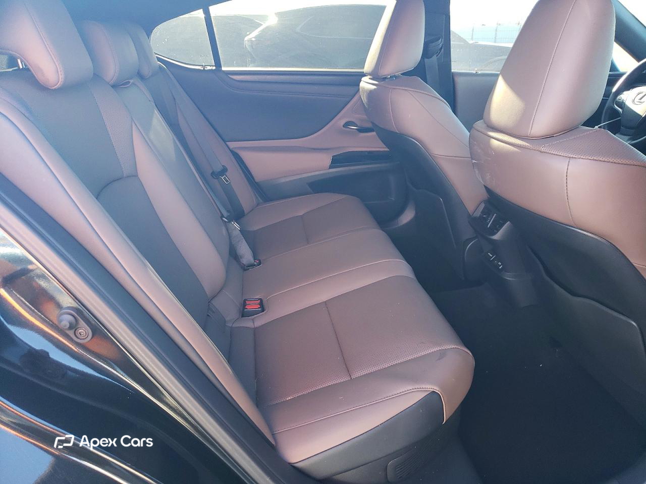 Lexus ES 2025
