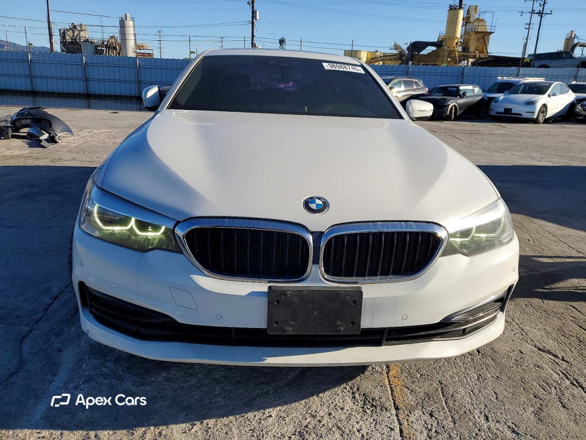 BMW Series 5 2019