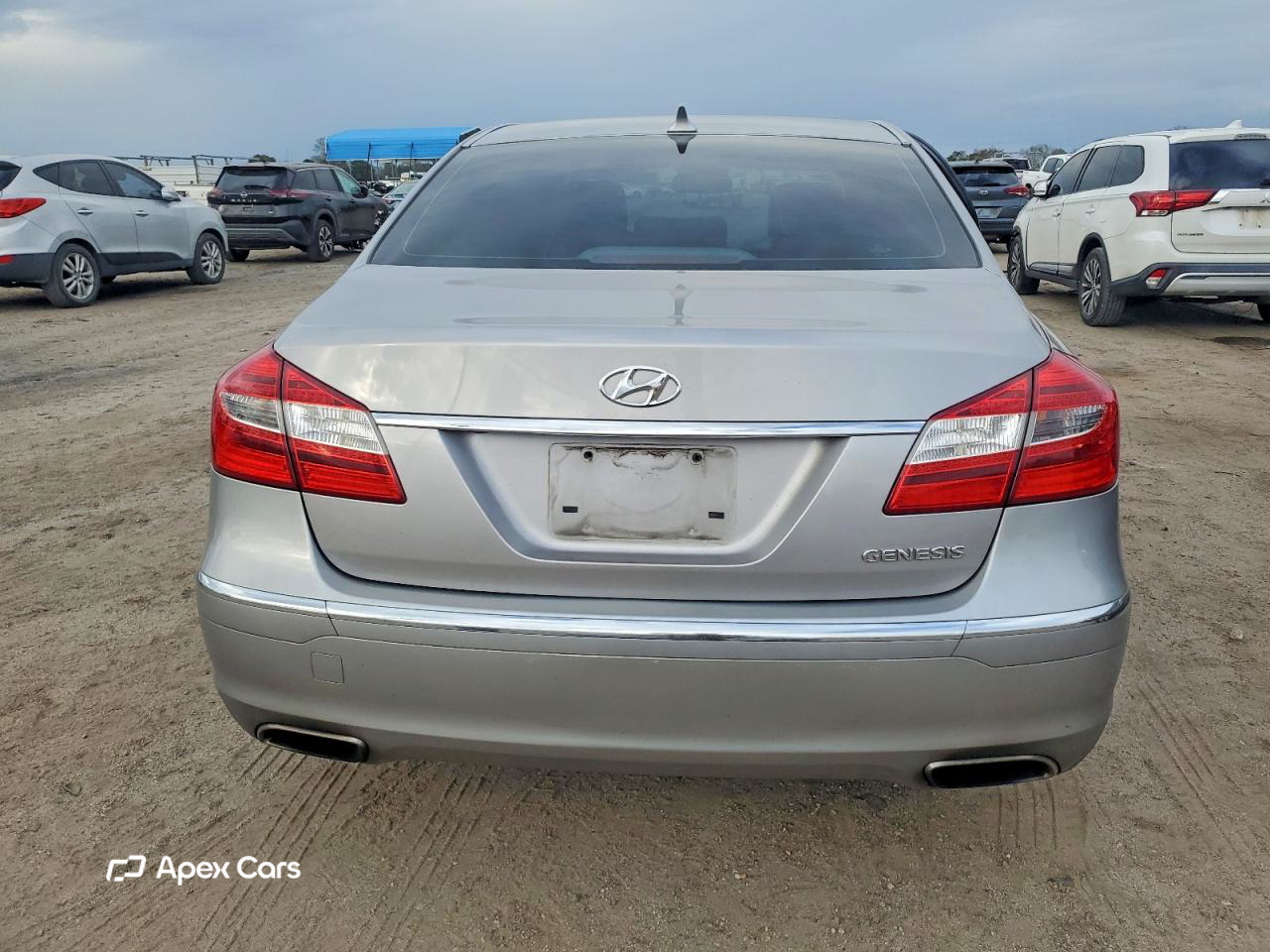 Hyundai Genesis 2012