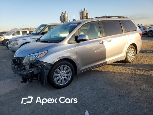 Toyota Sienna 2017 - Image 1 of 13