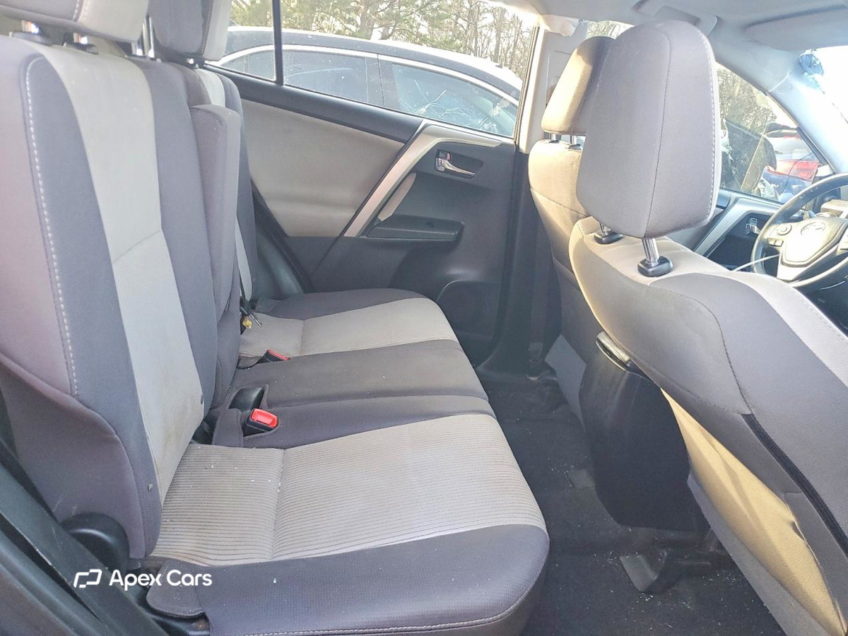 Toyota RAV 4 2015