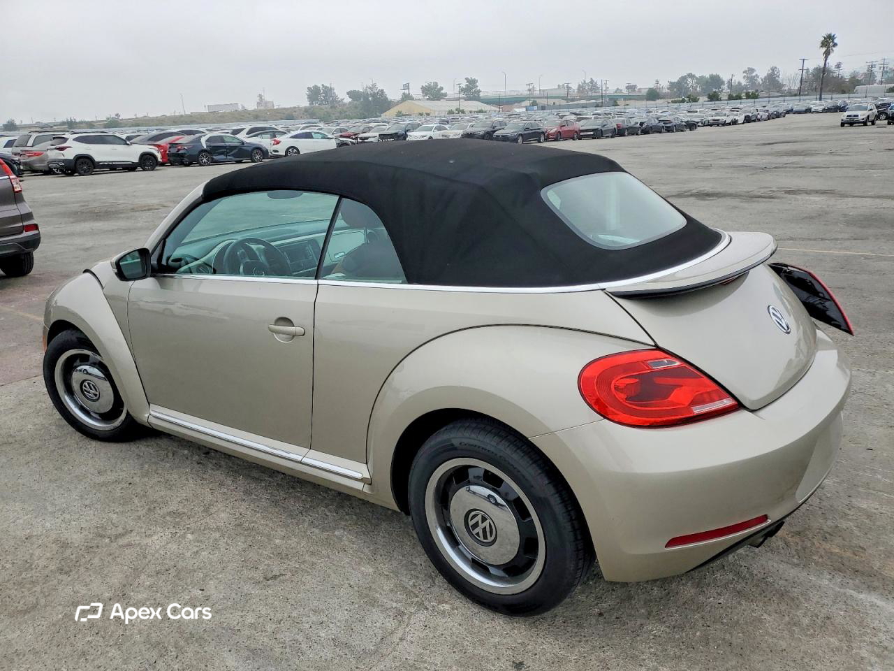 Volkswagen Beetle 2015
