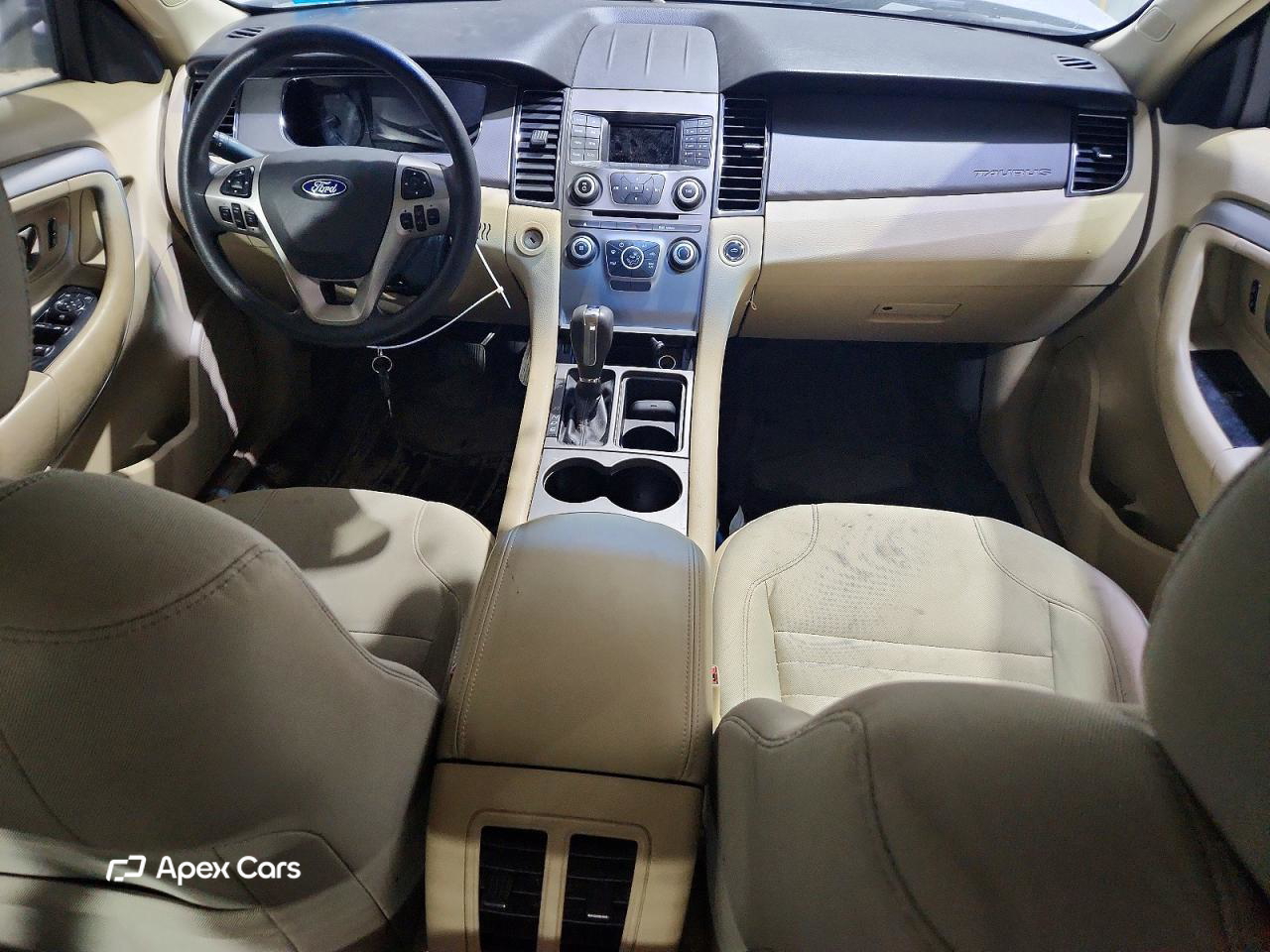 Ford Taurus 2016