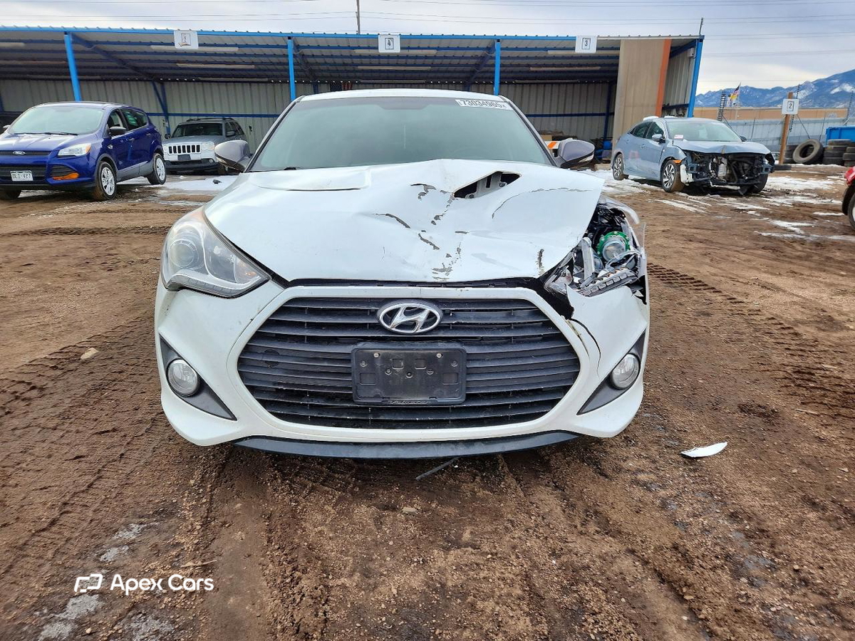 Hyundai Veloster 2013