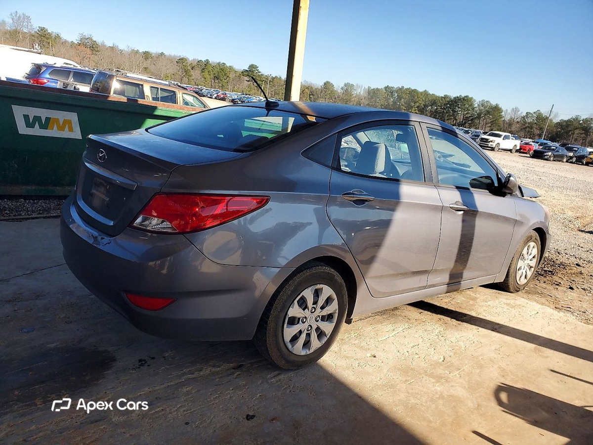 Hyundai Accent 2015