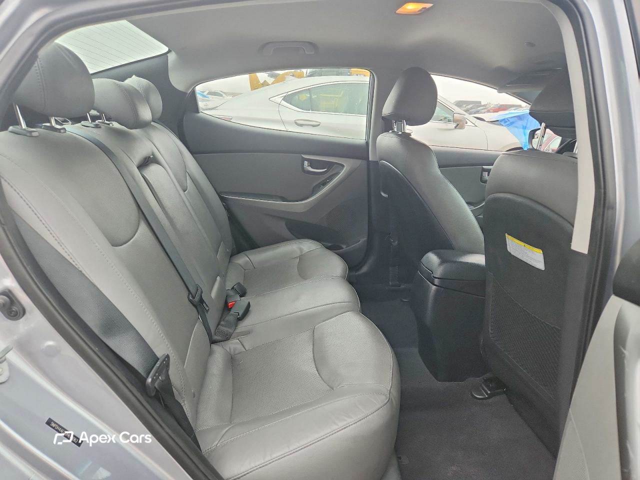 Hyundai Elantra 2016