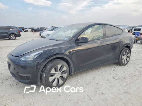 Tesla Model Y 2023 - Image 1 of 13