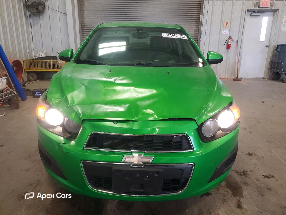 Chevrolet Sonic 2016