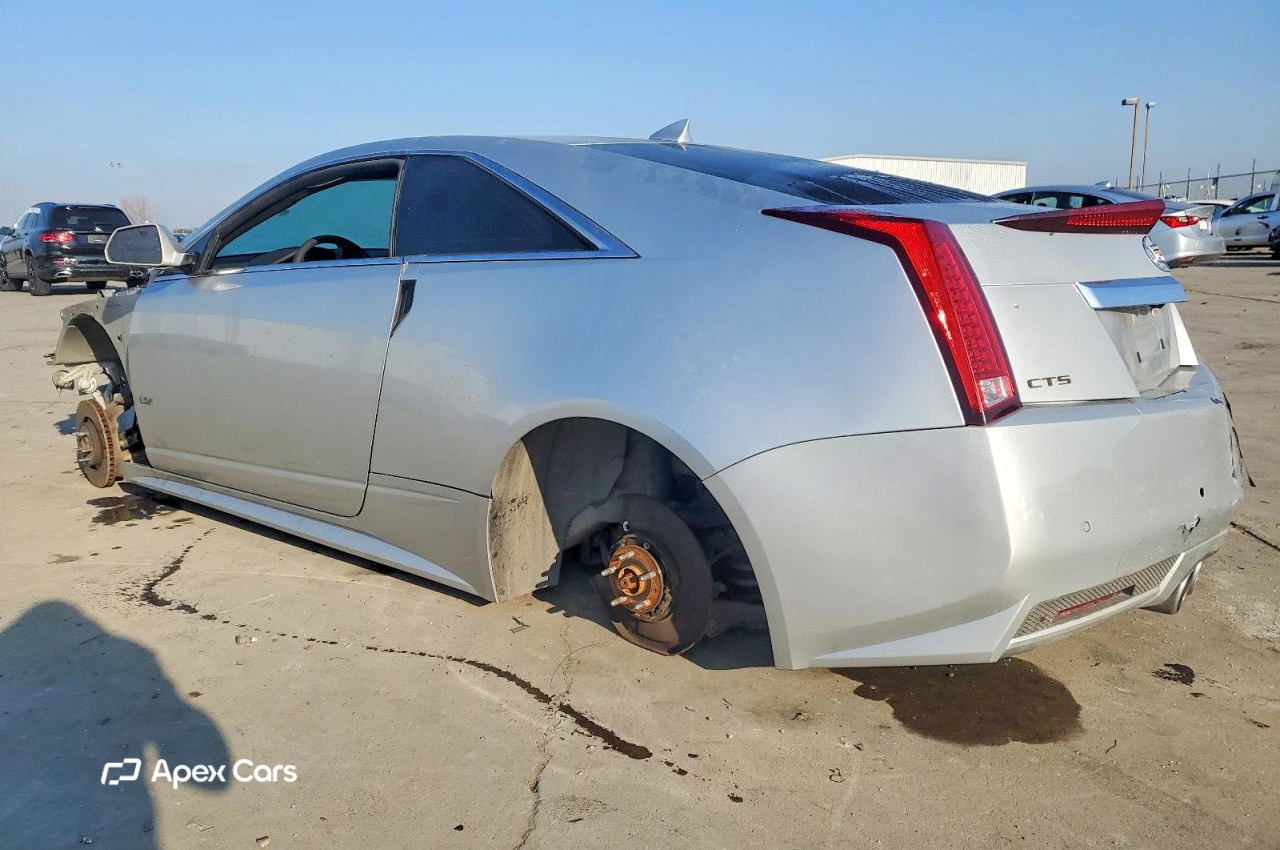Cadillac CTS-V 2011