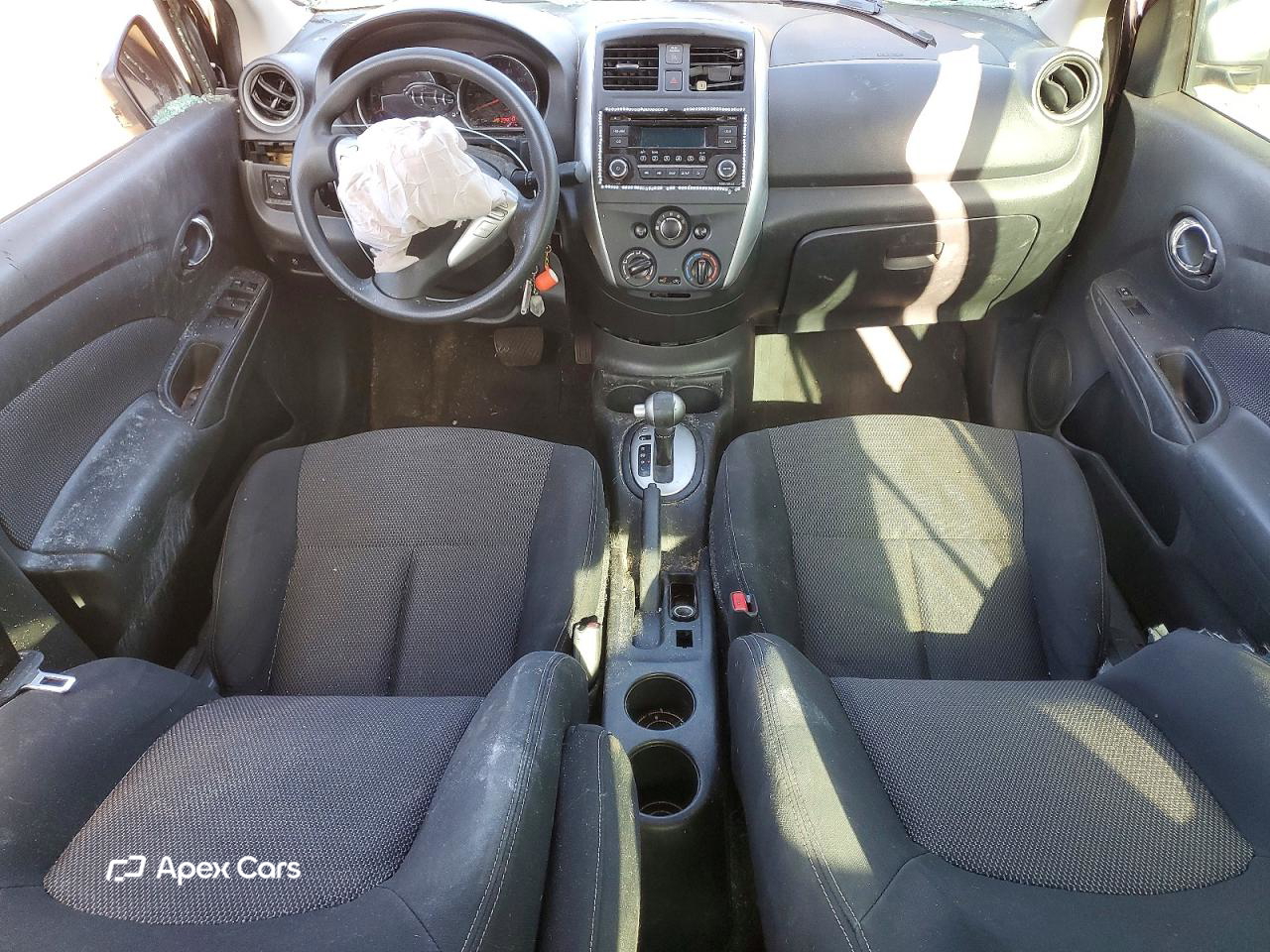 Nissan Versa 2016