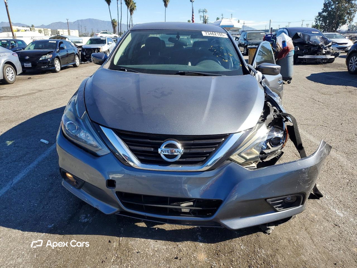 Nissan Altima 2018
